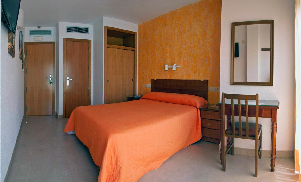 Hotel Marina Peniscola Bagian luar foto