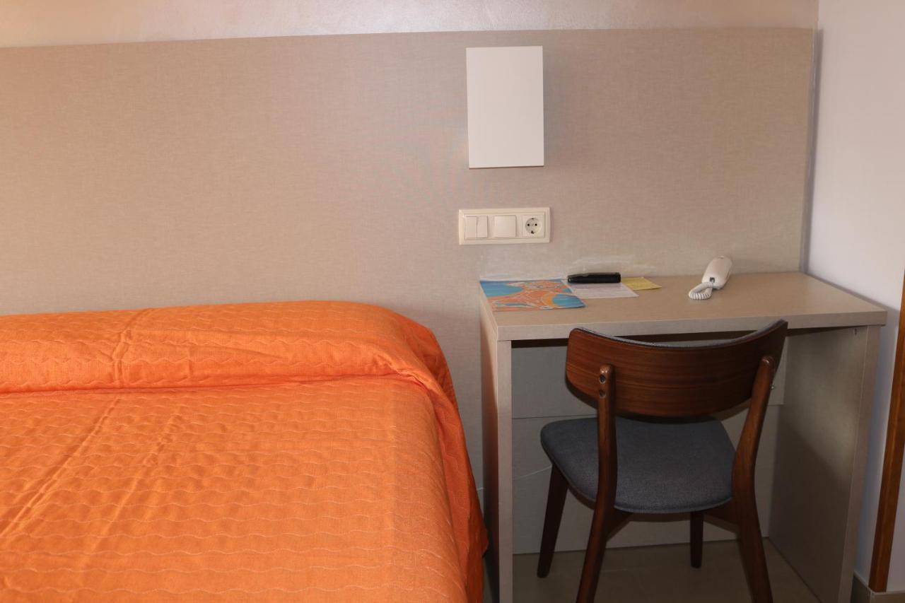 Hotel Marina Peniscola Bagian luar foto