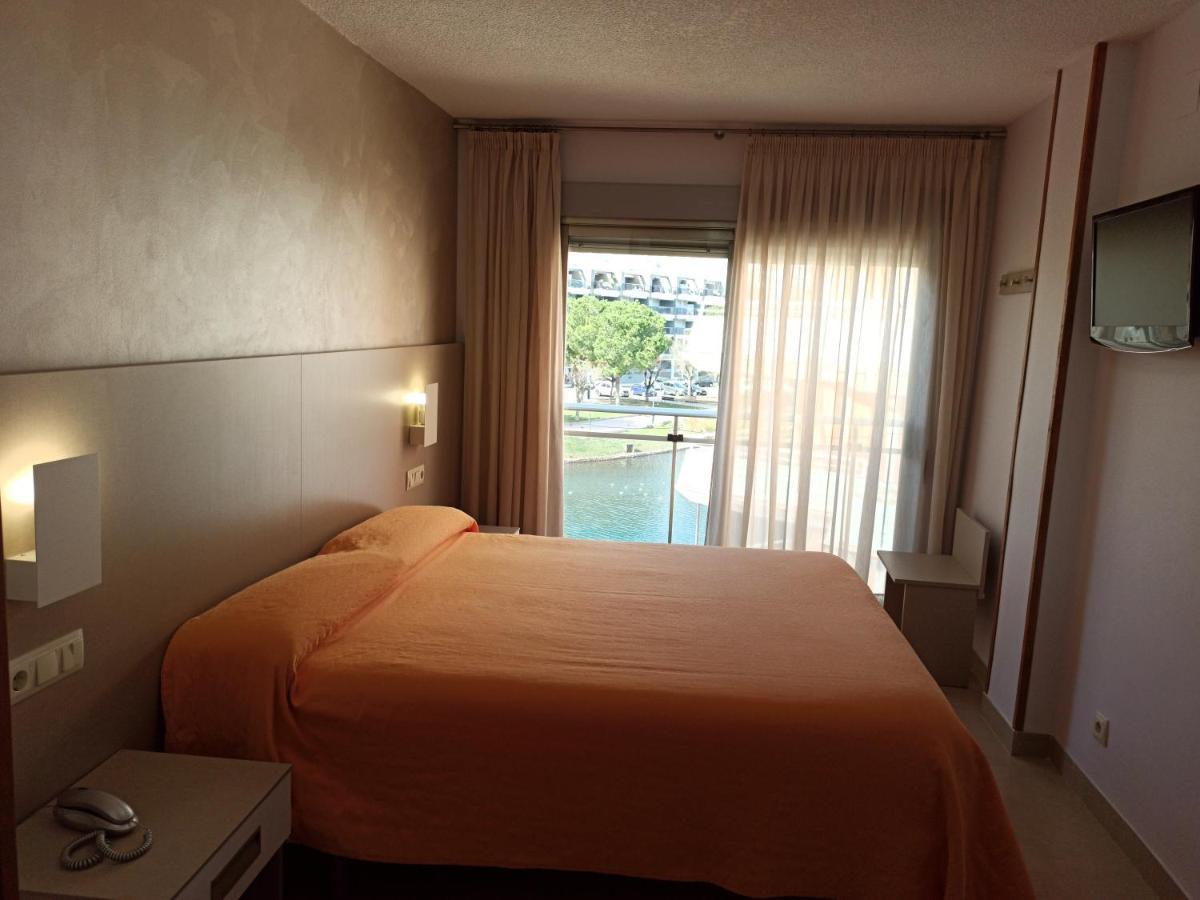 Hotel Marina Peniscola Bagian luar foto